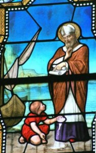 Saint Augustin et l'enfant - vitrail