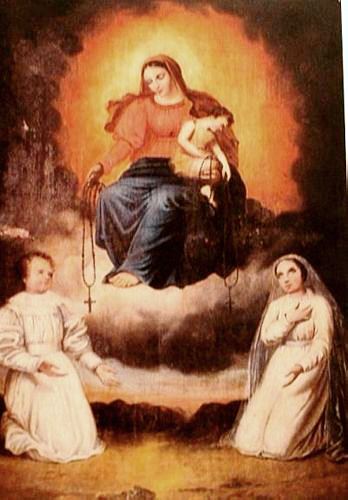 Du bon usage du chapelet - Vierge à l'Enfant qui donne un Rosaire à deux enfants