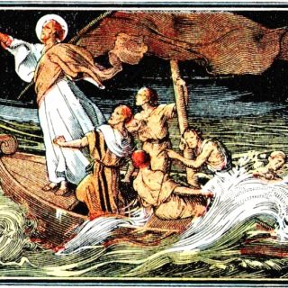 Jésus, debout dans la barque, calme la tempête.