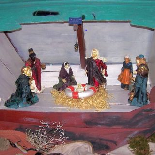 Crèche de Noël des Marins - Ex-voto, crèche dans une coque de bateau