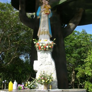 Statue de Notre Dame de Lavang